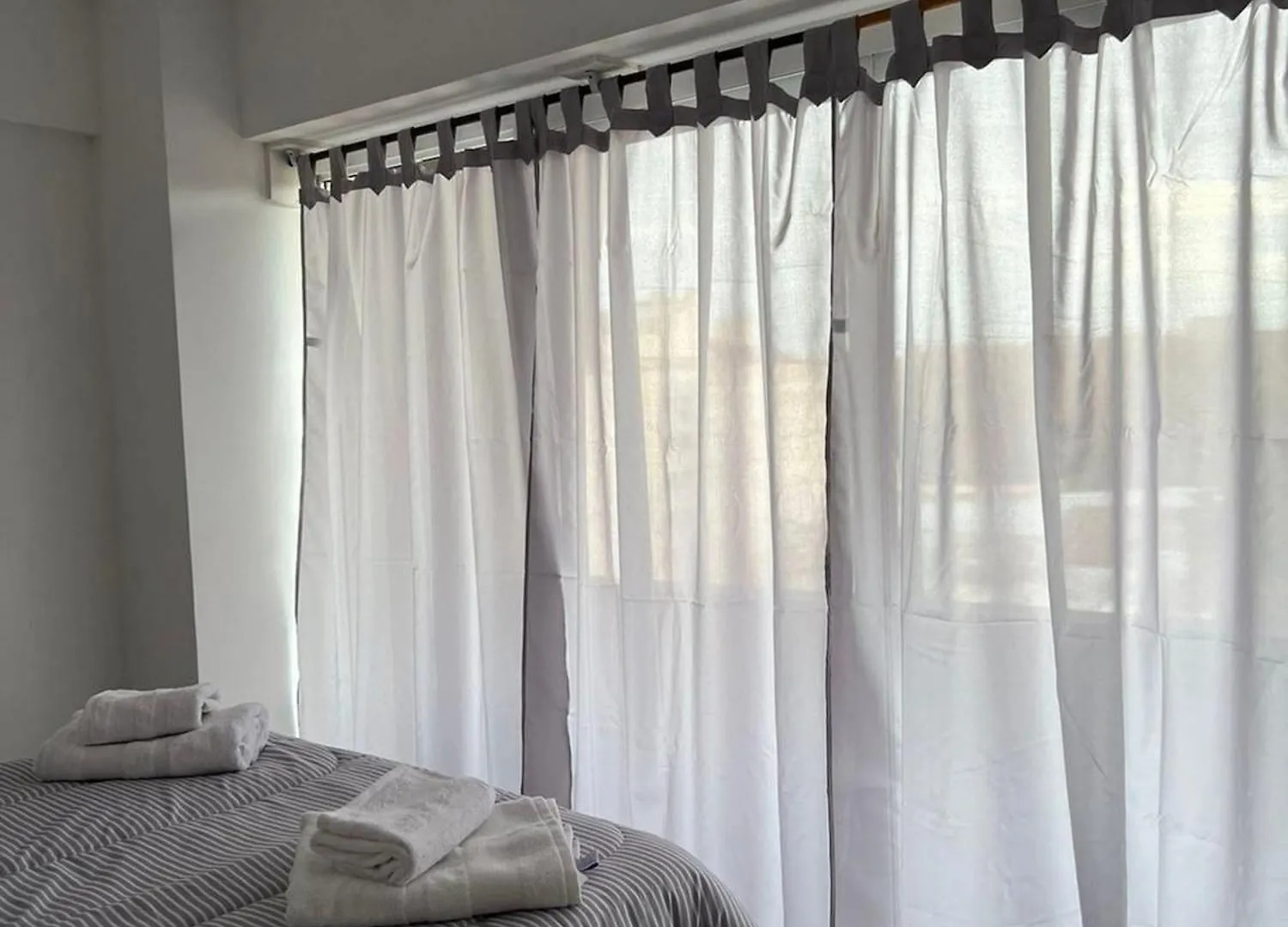Departamento En El Centro De Mendoza Con Hermosa Vista A La Ciudad