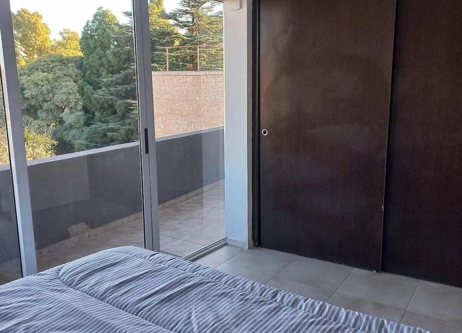 Departamento En El Centro De Mendoza Con Hermosa Vista A La Ciudad